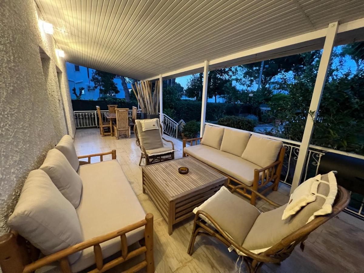 Koko'S Summer House Néa Mákri Екстериор снимка