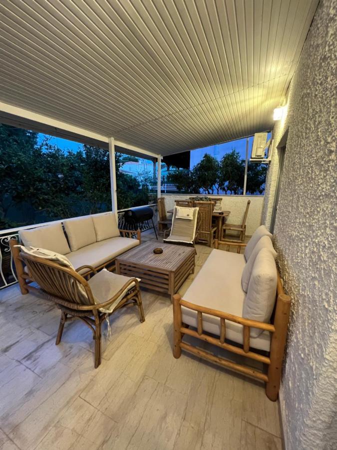 Koko'S Summer House Néa Mákri Екстериор снимка